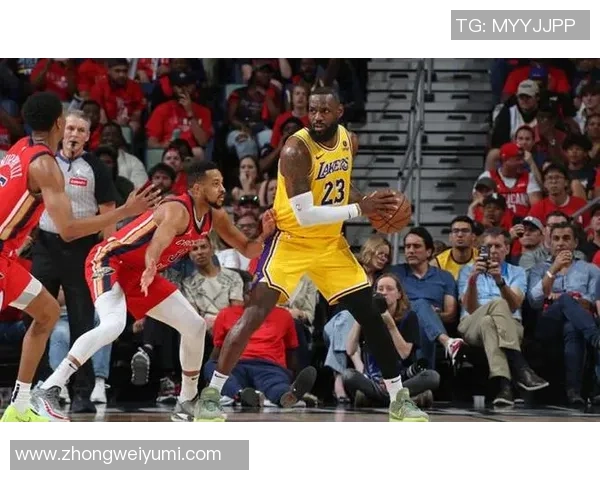 湖人对掘金的精彩对决杨毅深度解析比赛背后的战术与球员表现